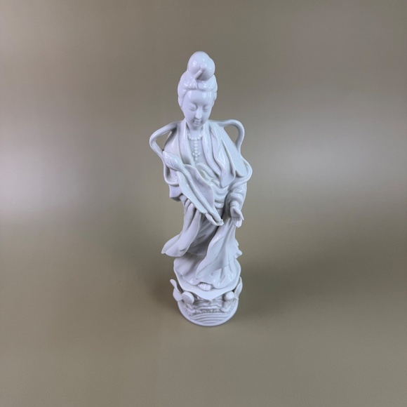 Vintage Homco Guanyin Porcelain Figurine #1426 | Made in Taiwan | White Glazed - Picture 10 of 12